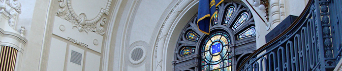 アナポリス米国海軍兵学校の礼拝堂内部