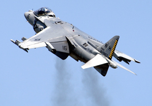 アメリカ海兵隊のAV-8B Harrier II ハリアー垂直離着陸戦闘機