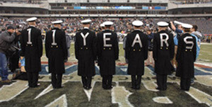 プリズナーの背中に11年と書いてある