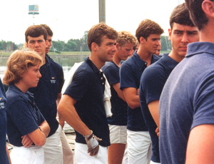 後の少将がアナポリス海軍兵学校の一年生のときの写真