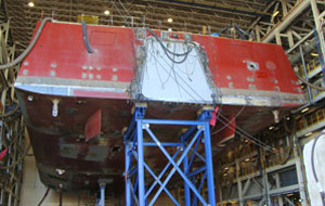 バス造船所のズムウォルト級駆逐艦2番艦の船尾